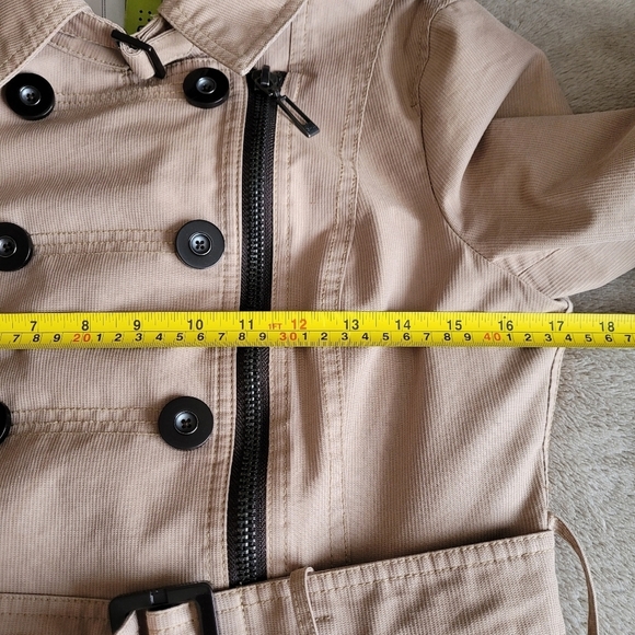 Soia & Kyo belted trenchcoat size small - Picture 9 of 16